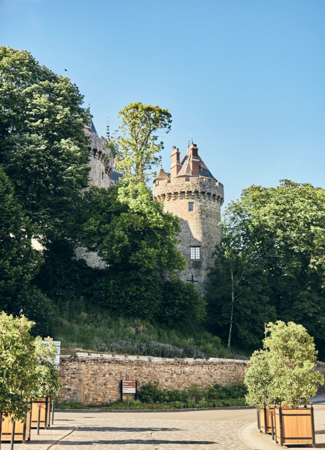 Hôtel à Combourg - Pied du Château